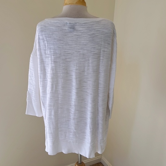 Calvin Klein jeans XL white light weight sweater. - Picture 4 of 8